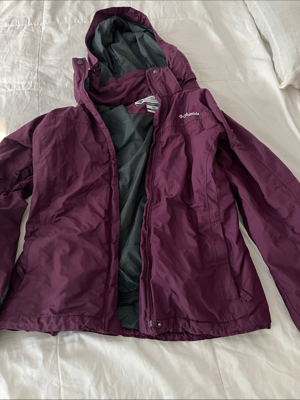 Columbia Plum Hooded Shell Jacket